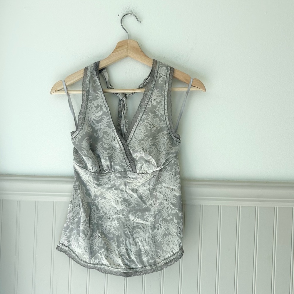 Y2K The Limited Silver Gray 100% Silk Lace Trim Patterned Halter Top Blouse